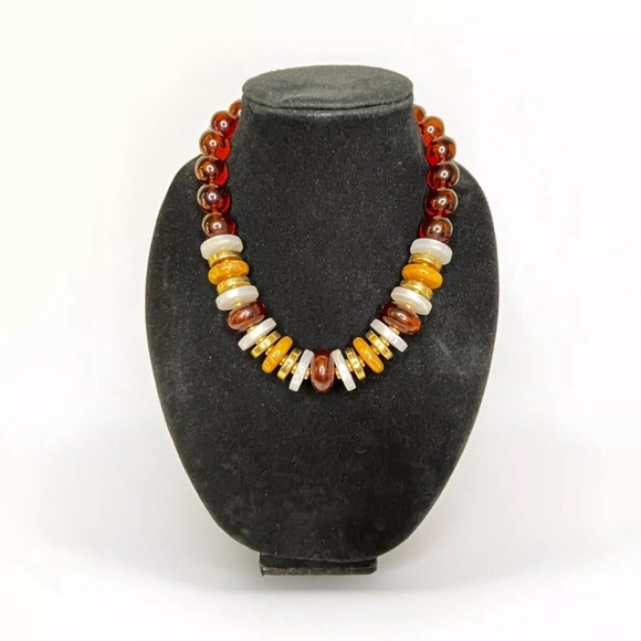 Vintage Amber Lucite Graduated Beaded 19” Chunky Necklace Gold Tone - Picture 1 of 6